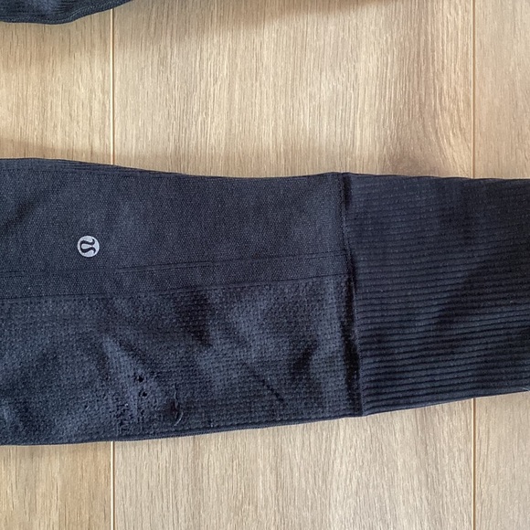Lululemon Base Layer - Picture 3 of 4